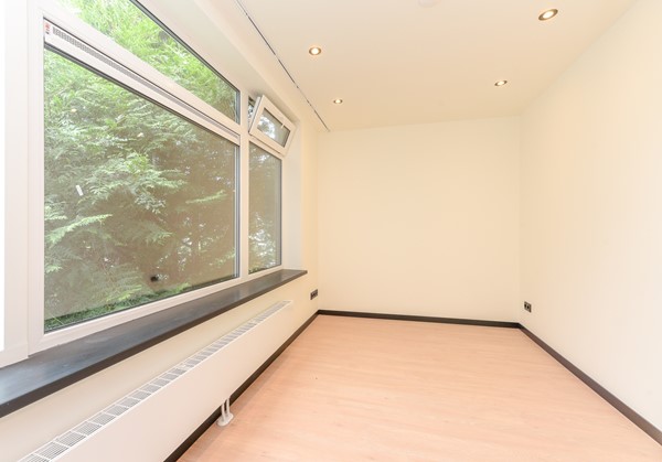 Medium property photo - Loosduinseweg, 2571 AS Den Haag